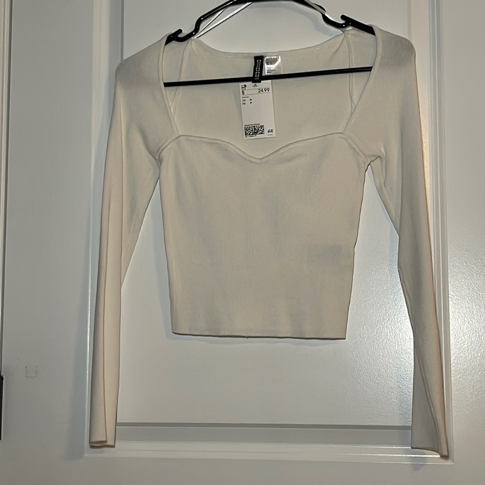 Long white sleeve shirt from H&M